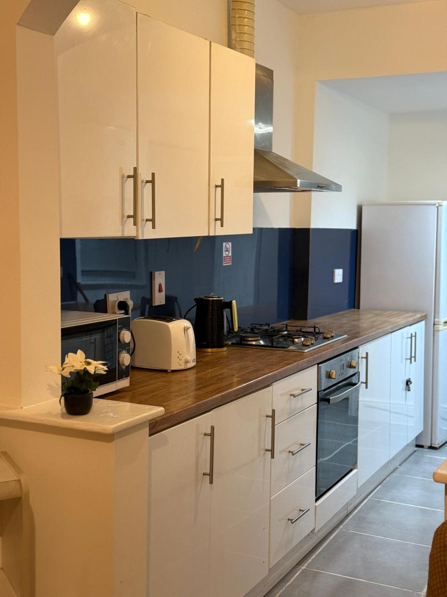 3 Bedroom Terraced Home Nottingham Bagian luar foto